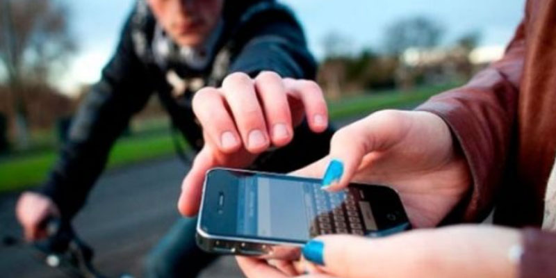 العاصمة: الكشف عن شبكة مختصة في سرقة الهواتف الجوالة باستعمال النطر